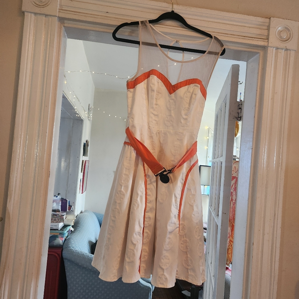 Her Universe B88 dress